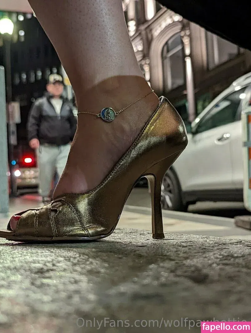 wolfpawhottie Onlyfans Photo Gallery 