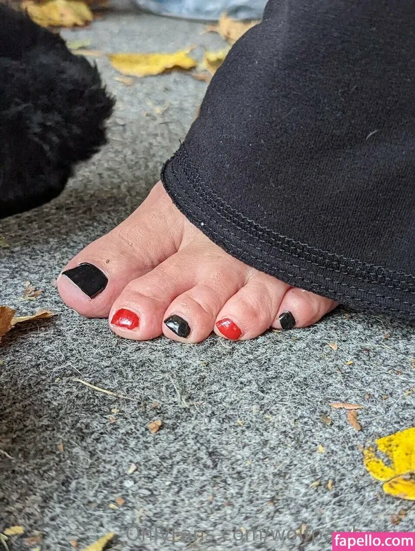 wolfpawhottie Onlyfans Photo Gallery 