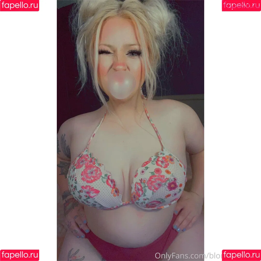 blondekittycat Onlyfans Photo Gallery 
