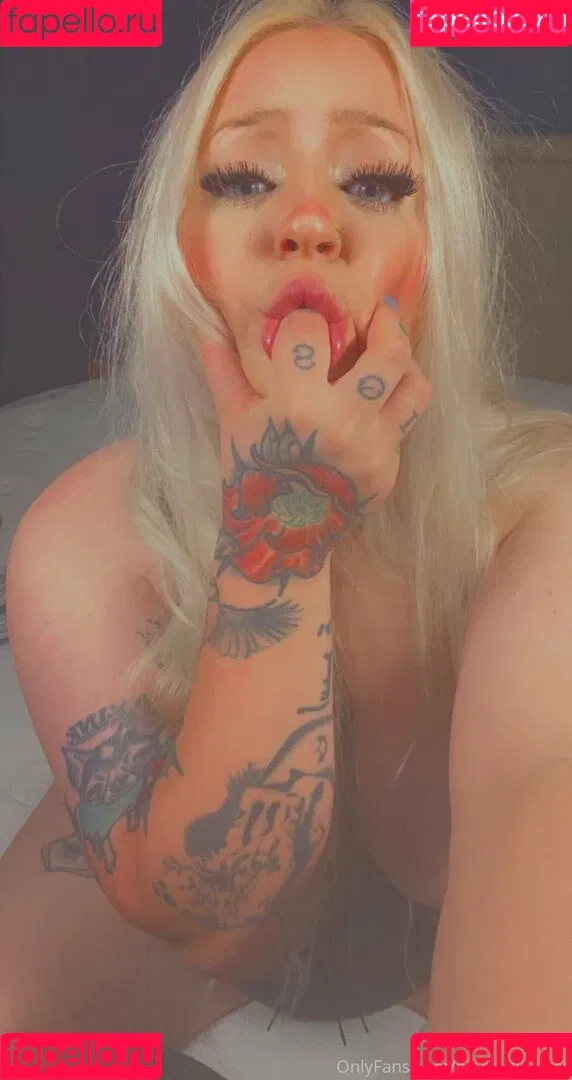 blondekittycat Onlyfans Photo Gallery 