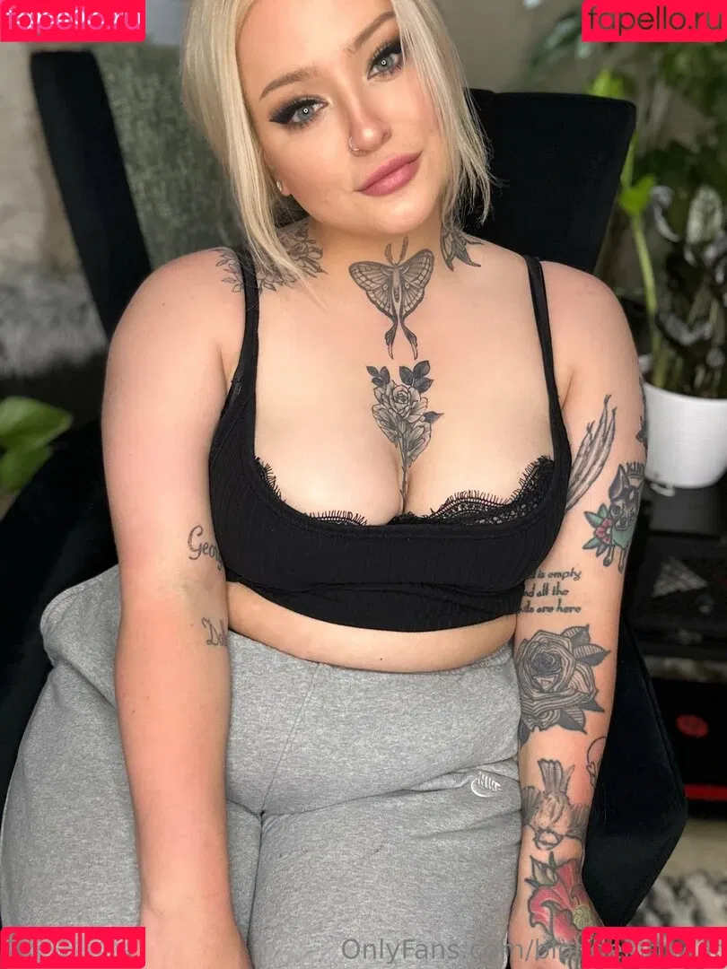 blondekittycat Onlyfans Photo Gallery 