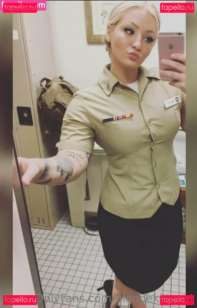 blondekittycat Onlyfans Photo Gallery 