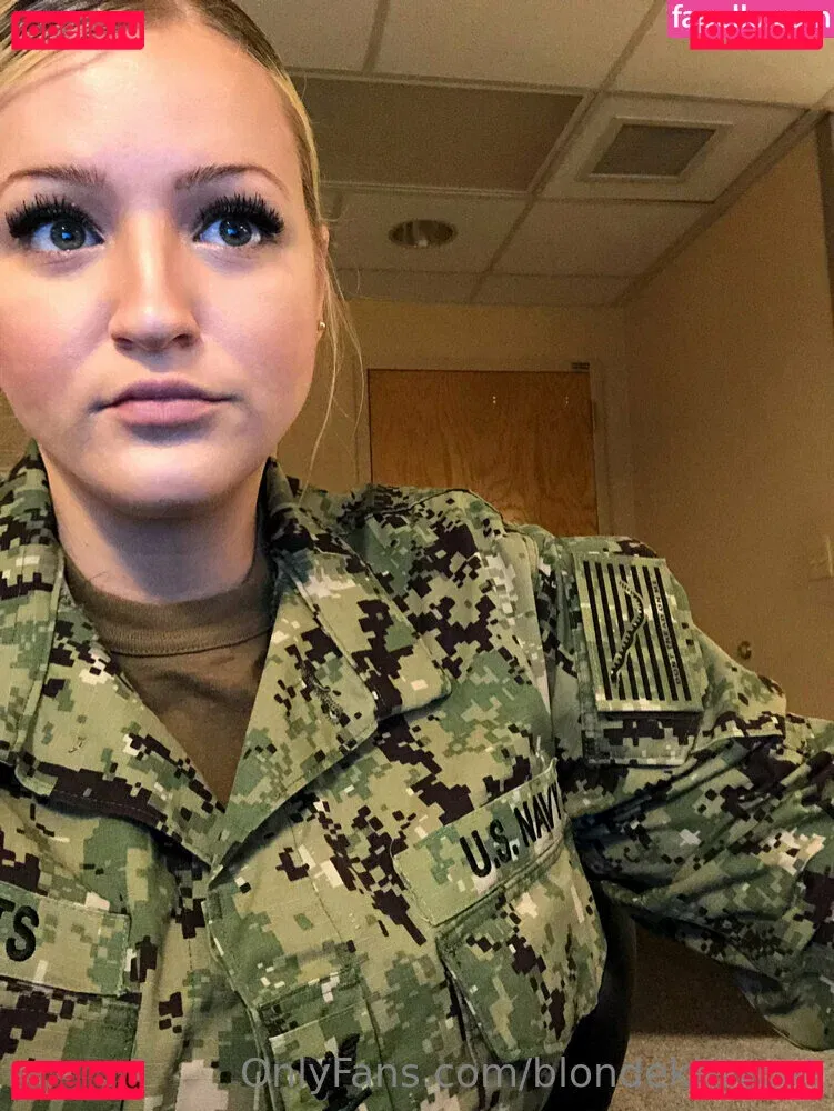 blondekittycat Onlyfans Photo Gallery 