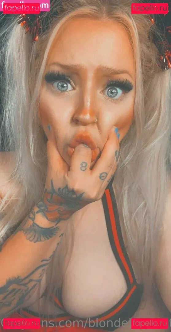 blondekittycat Onlyfans Photo Gallery 