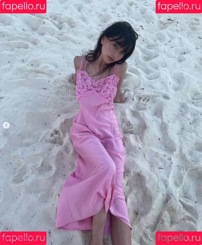 Malina Weissman Onlyfans Photo Gallery 