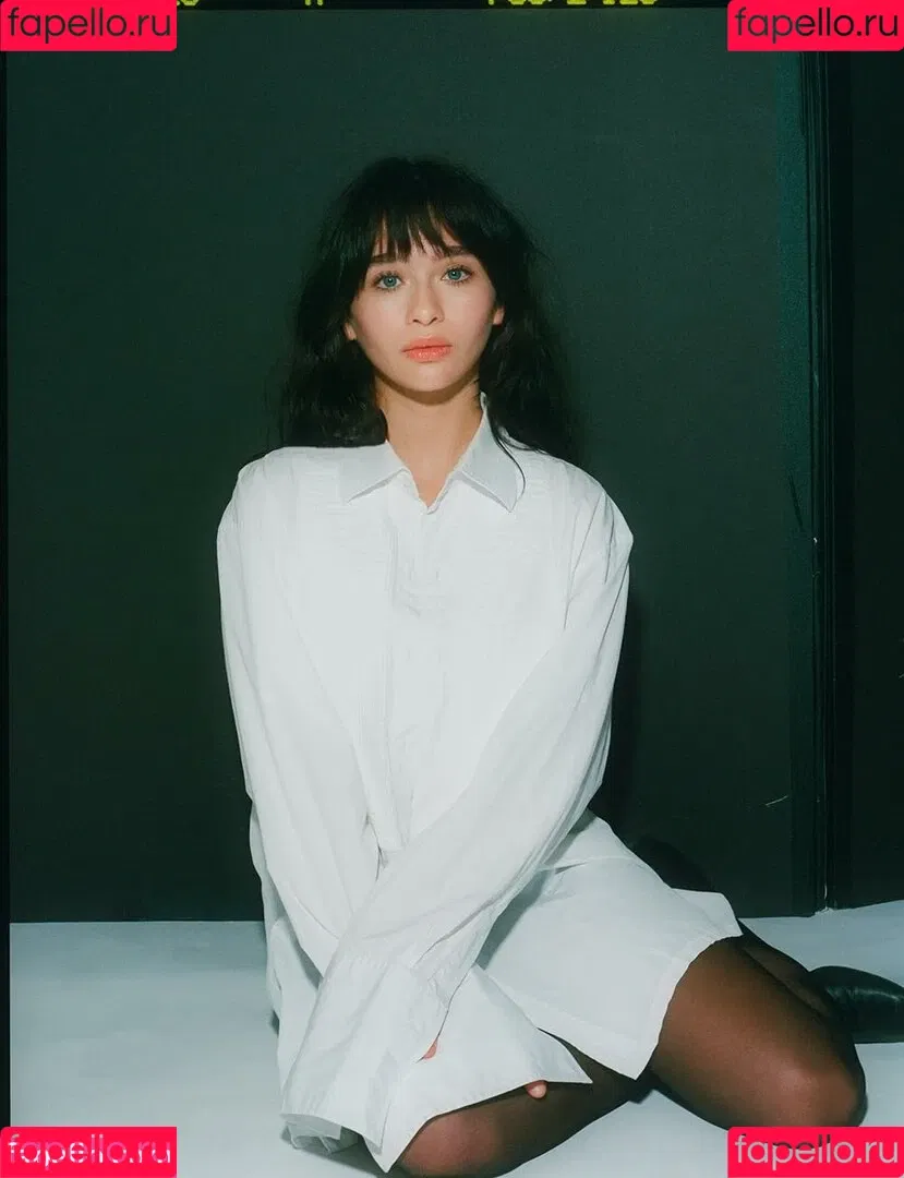 Malina Weissman Onlyfans Photo Gallery 