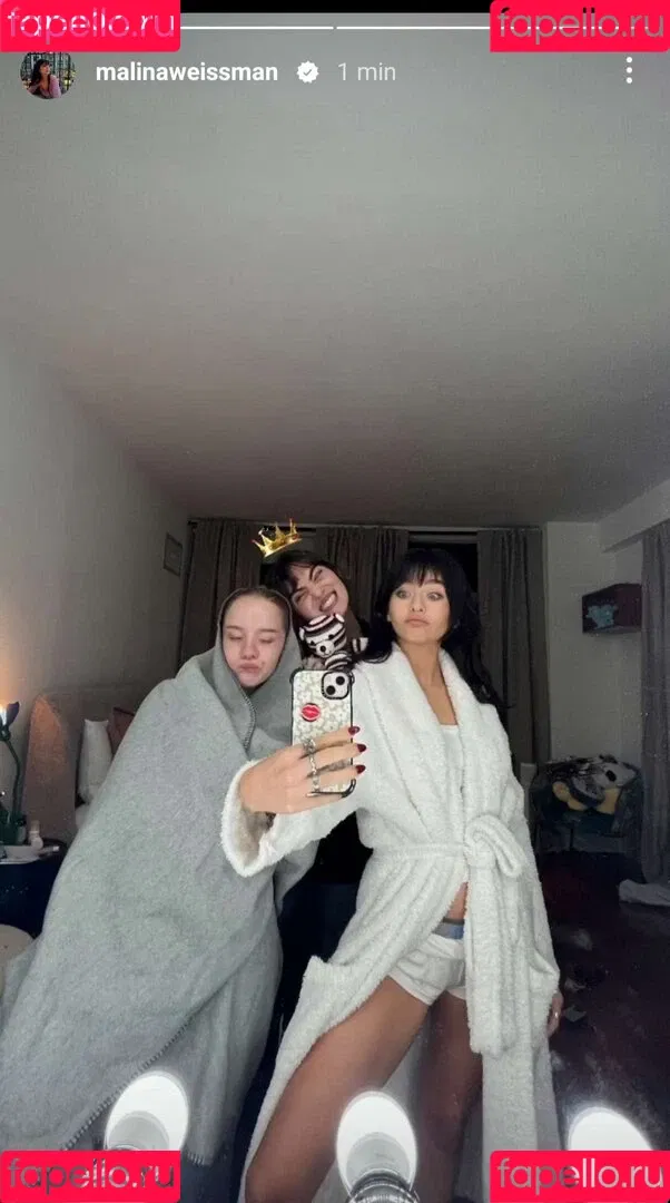 Malina Weissman Onlyfans Photo Gallery 