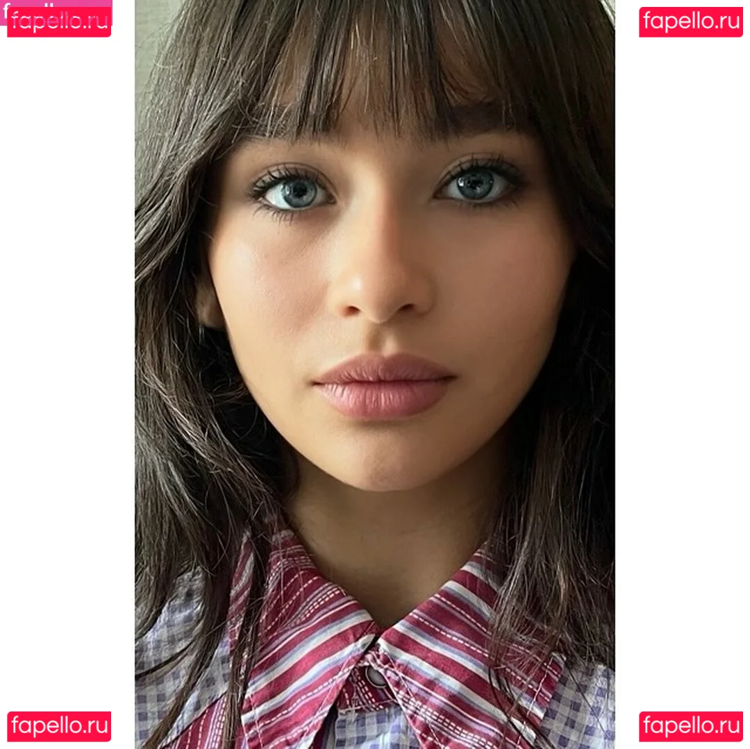 Malina Weissman Onlyfans Photo Gallery 