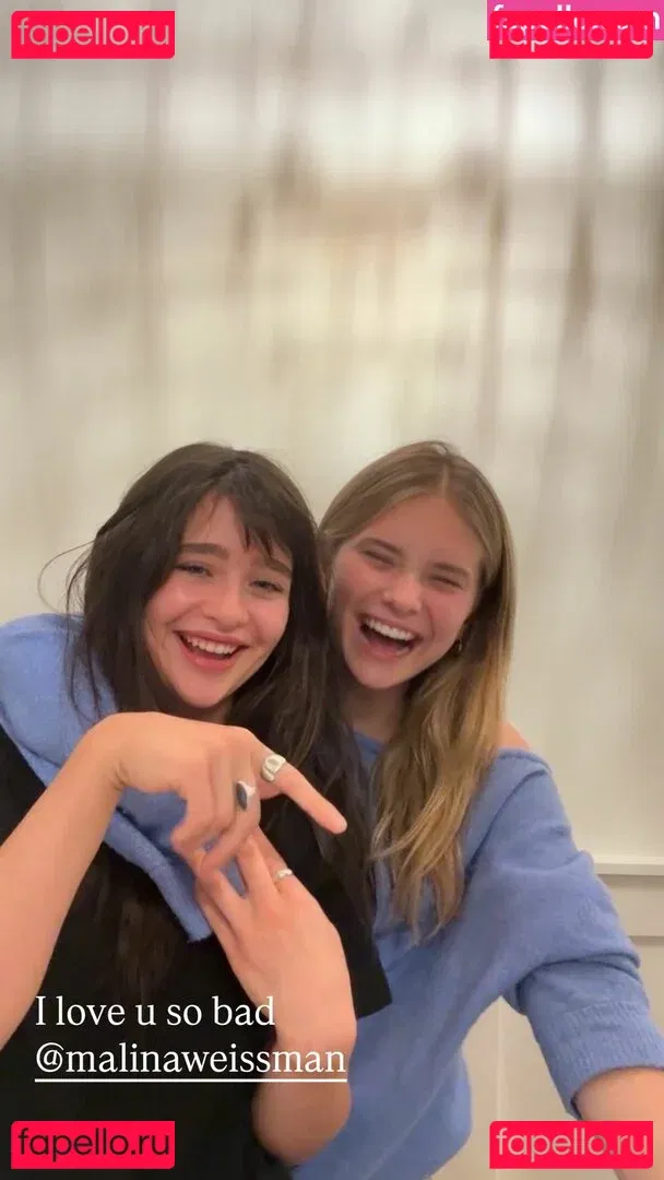 Malina Weissman Onlyfans Photo Gallery 