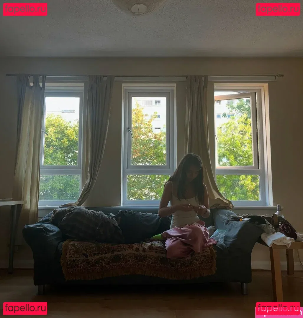 Malina Weissman Onlyfans Photo Gallery 