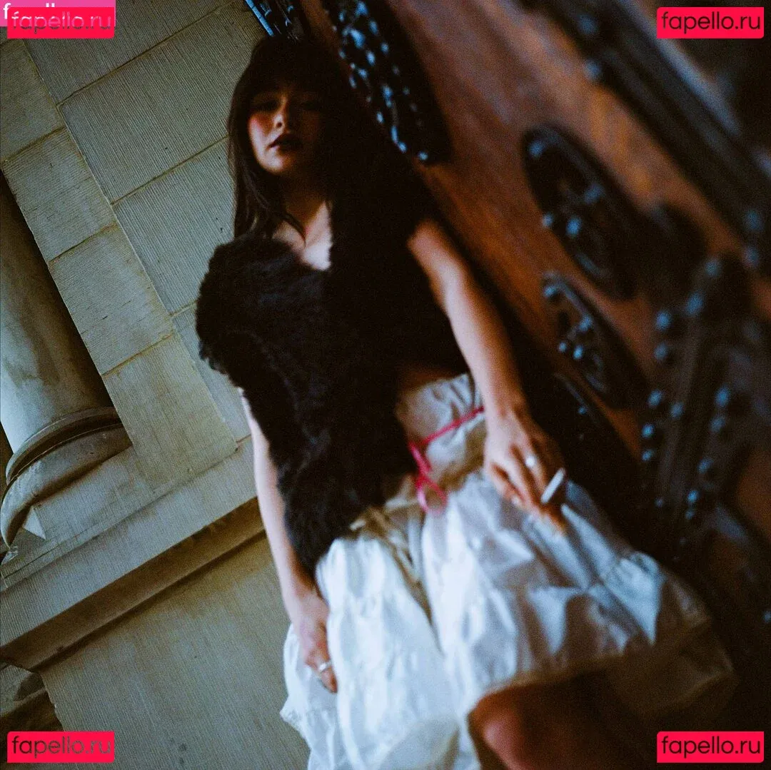 Malina Weissman Onlyfans Photo Gallery 