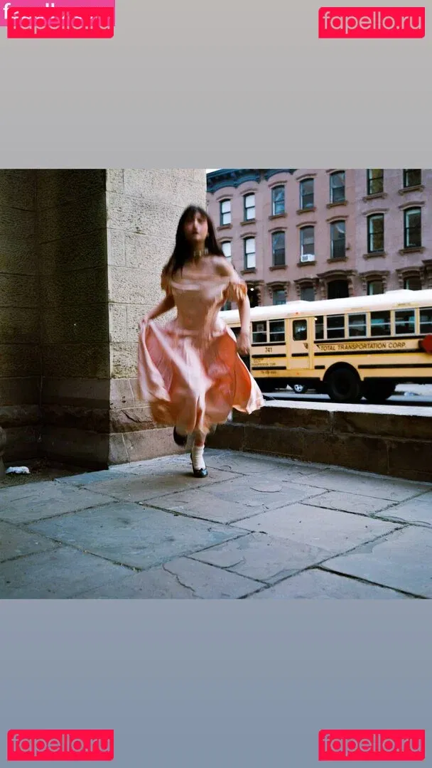 Malina Weissman Onlyfans Photo Gallery 