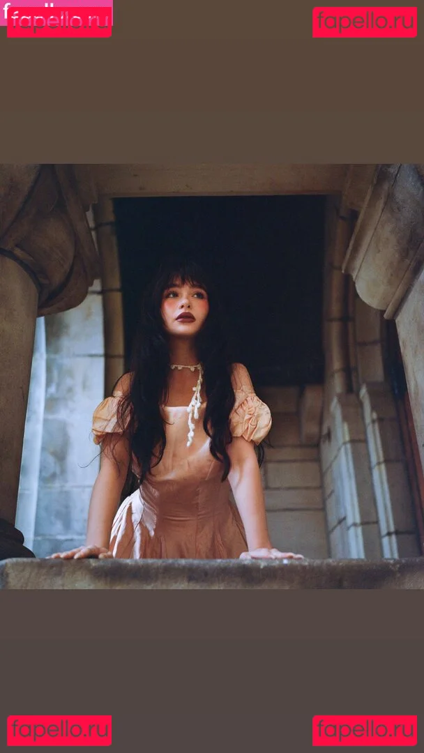 Malina Weissman Onlyfans Photo Gallery 