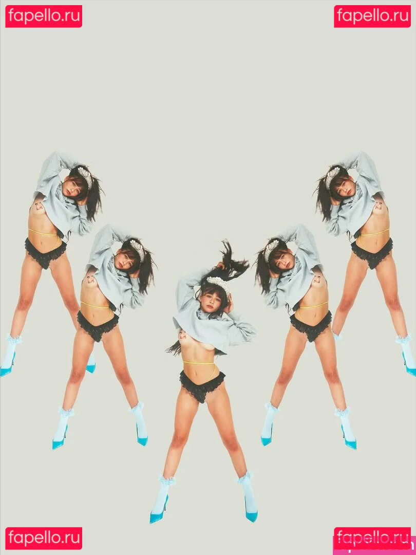 Malina Weissman Onlyfans Photo Gallery 