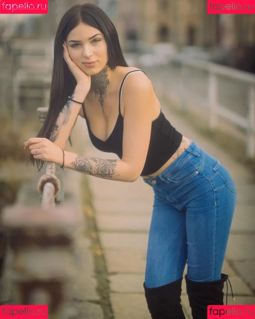 Celine Ritzke Onlyfans Photo Gallery 