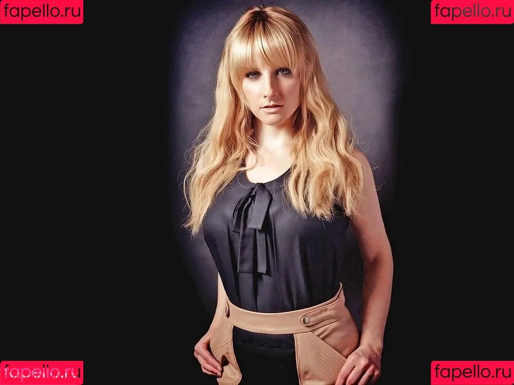 Melissa Rauch Onlyfans Photo Gallery 