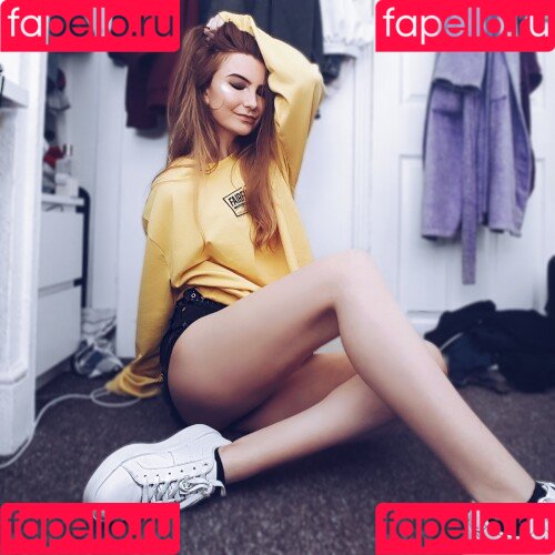 SacredXO ASMR Onlyfans Photo Gallery 