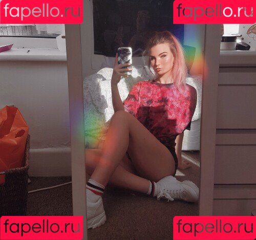 SacredXO ASMR Onlyfans Photo Gallery 