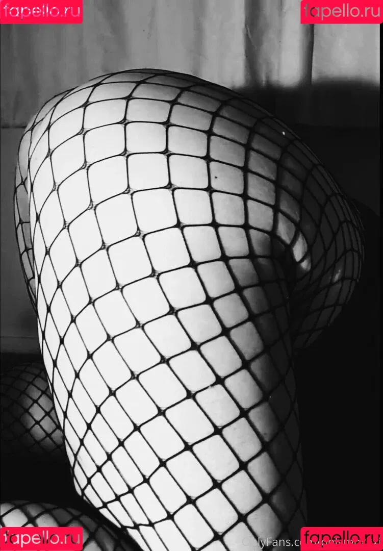 underyourdome Onlyfans Photo Gallery 