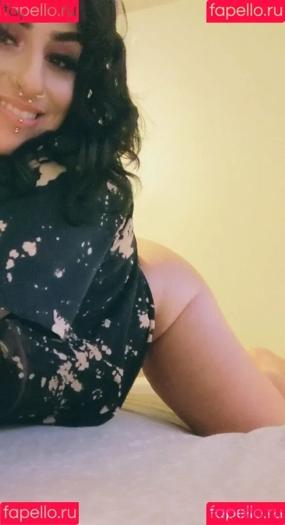 underyourdome Onlyfans Photo Gallery 
