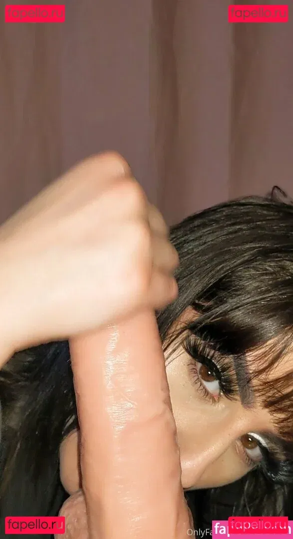 underyourdome Onlyfans Photo Gallery 