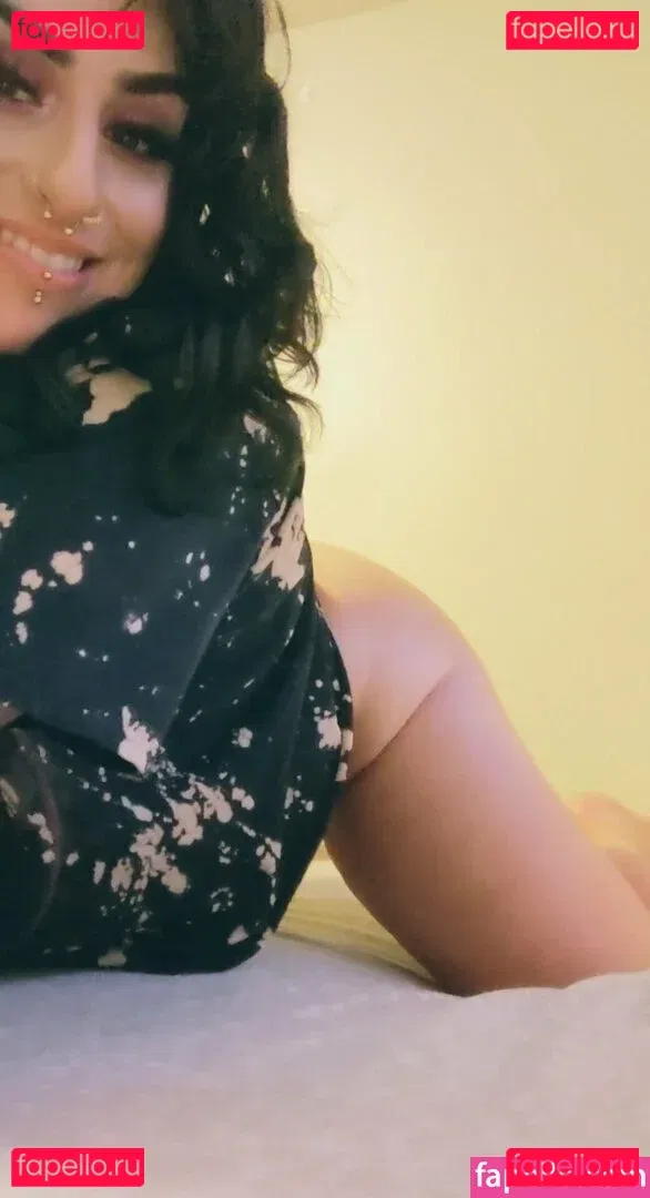 underyourdome Onlyfans Photo Gallery 