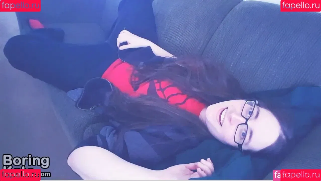 BoringKate Onlyfans Photo Gallery 
