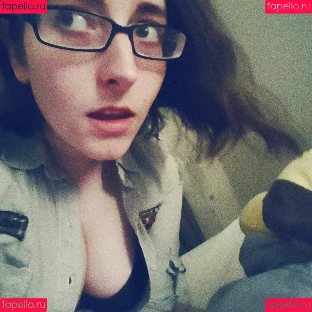BoringKate Onlyfans Photo Gallery 