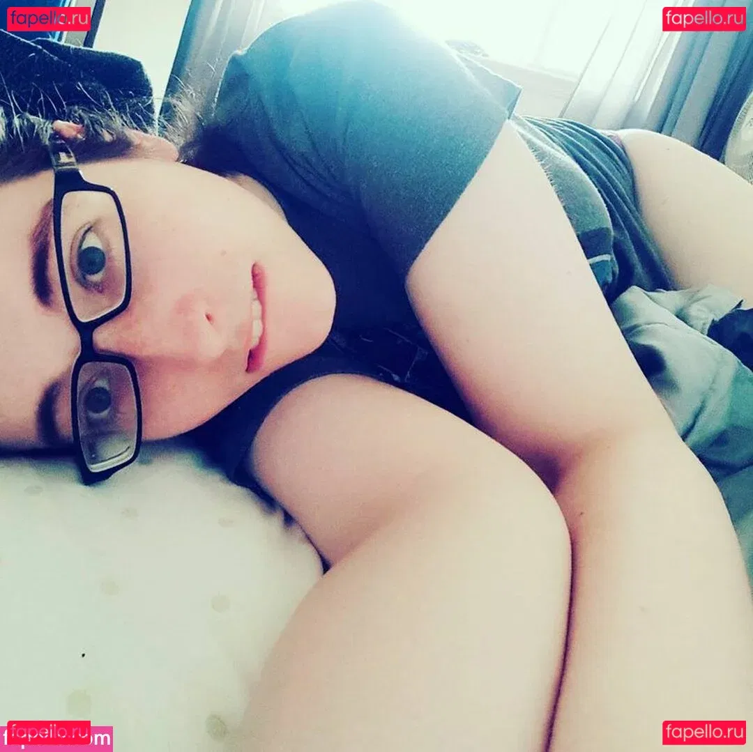 BoringKate Onlyfans Photo Gallery 