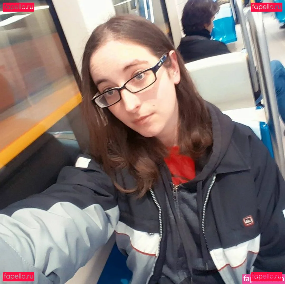 BoringKate Onlyfans Photo Gallery 