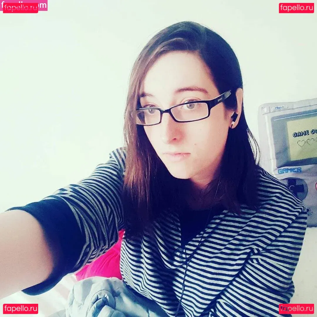 BoringKate Onlyfans Photo Gallery 