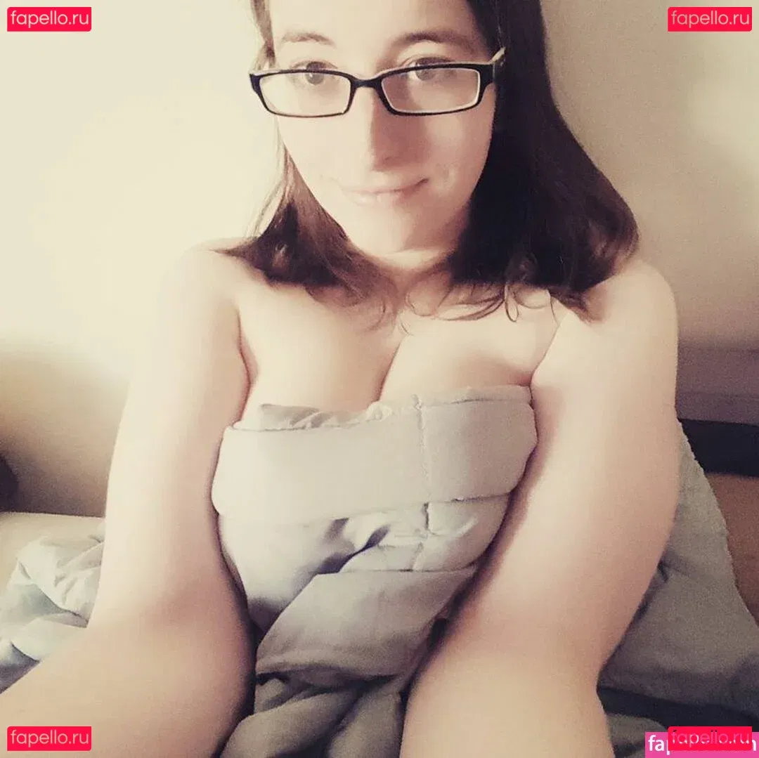 BoringKate Onlyfans Photo Gallery 