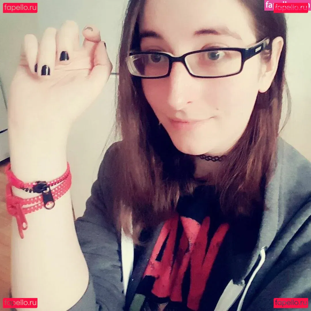 BoringKate Onlyfans Photo Gallery 