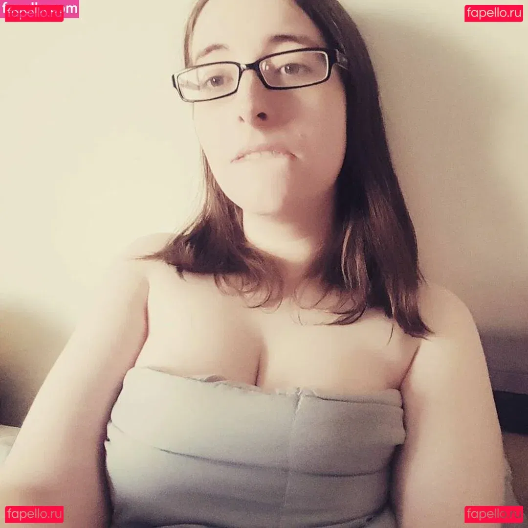 BoringKate Onlyfans Photo Gallery 