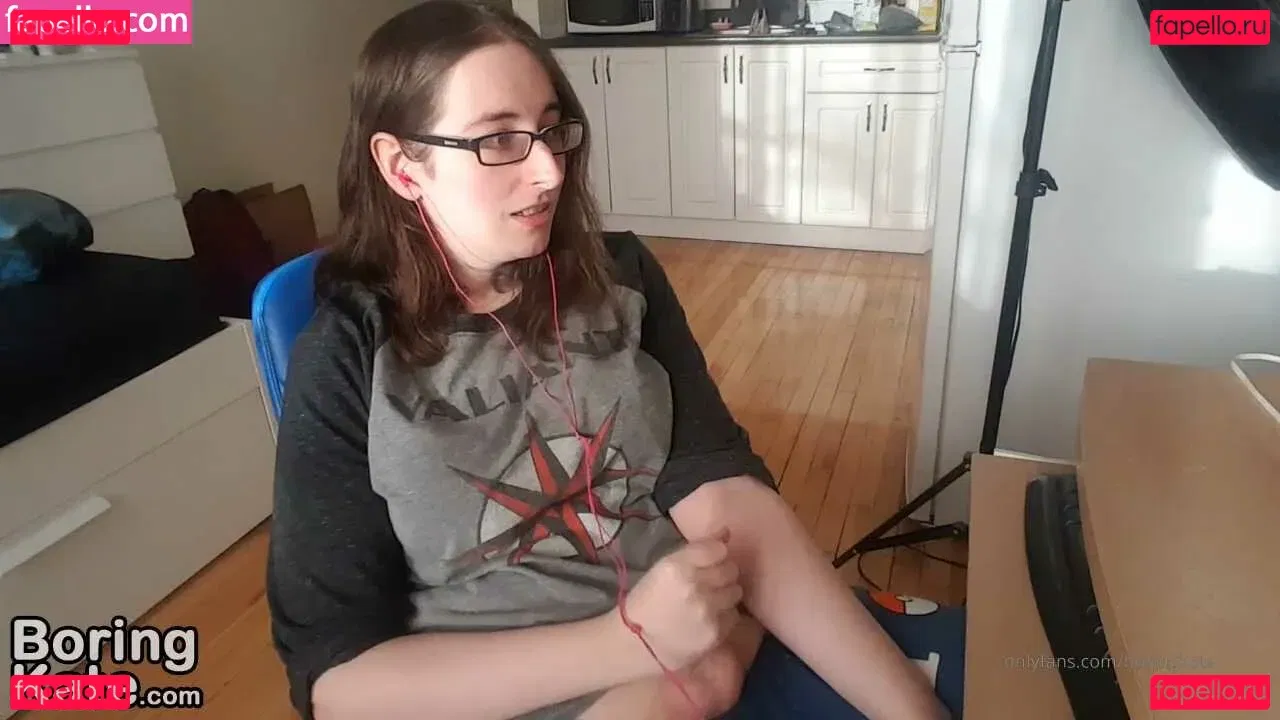 BoringKate Onlyfans Photo Gallery 