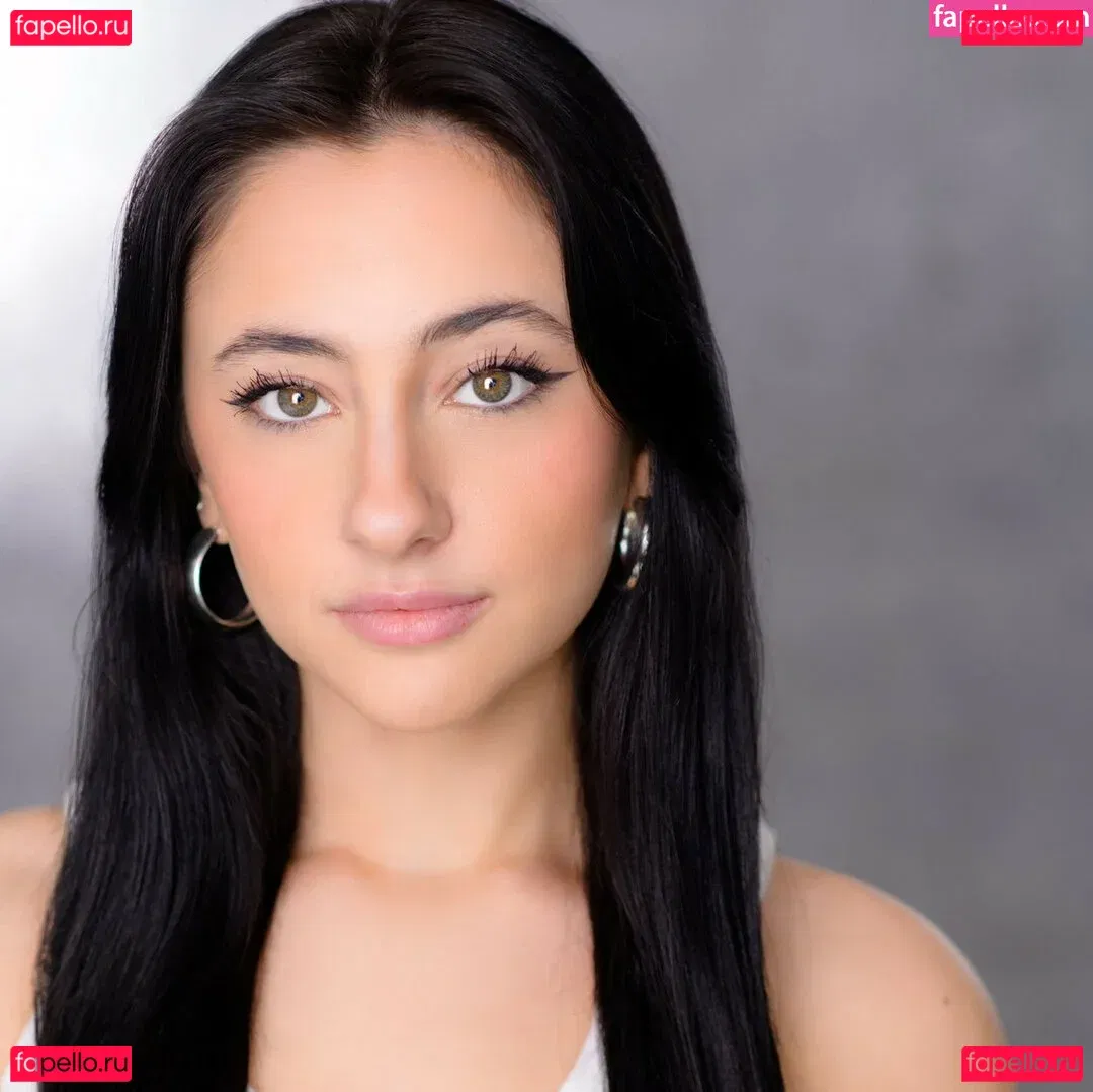 Devinevola Onlyfans Photo Gallery 