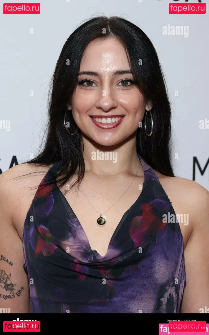 Devinevola Onlyfans Photo Gallery 