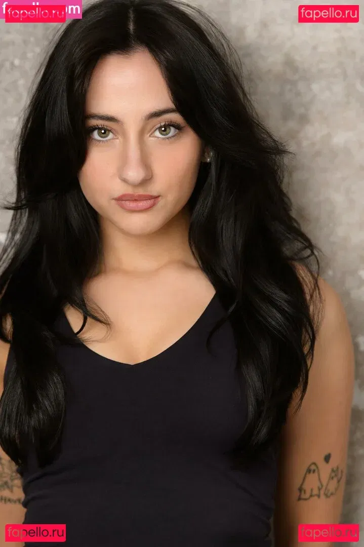 Devinevola Onlyfans Photo Gallery 