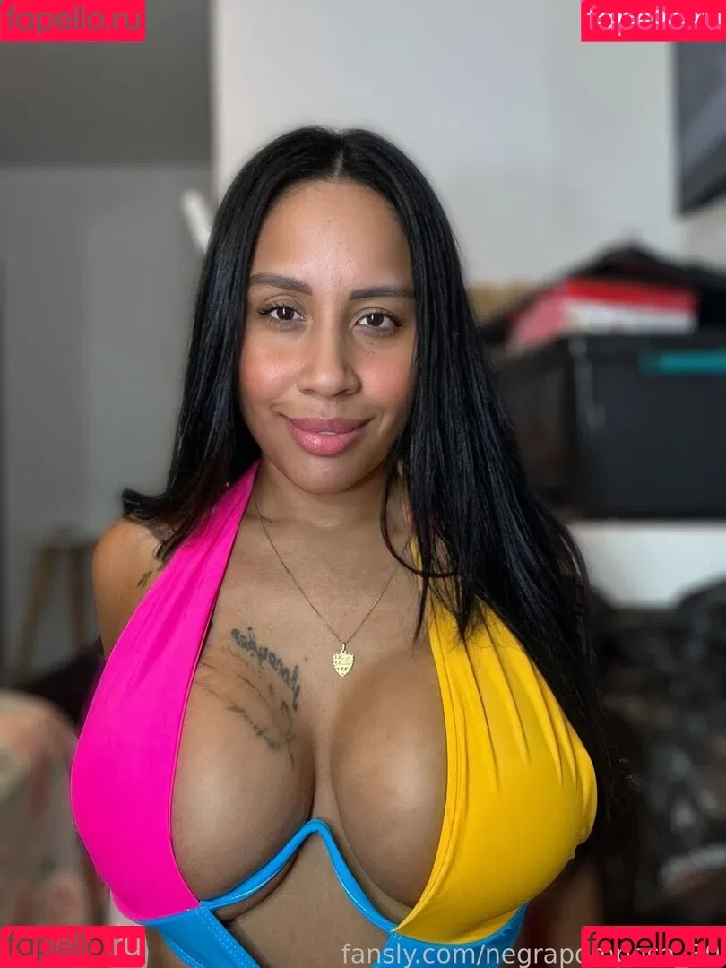 negrapomposa_30 Onlyfans Photo Gallery 