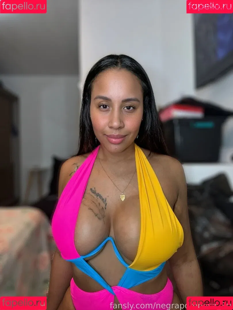 negrapomposa_30 Onlyfans Photo Gallery 