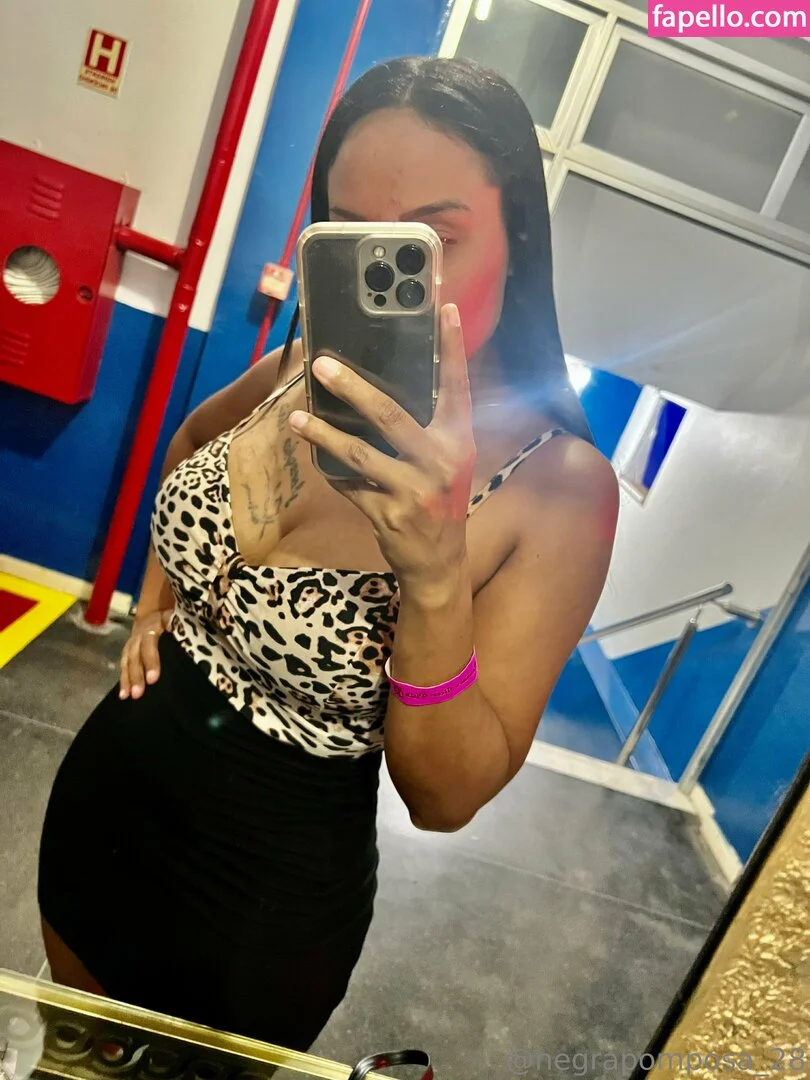 negrapomposa_30 Onlyfans Photo Gallery 