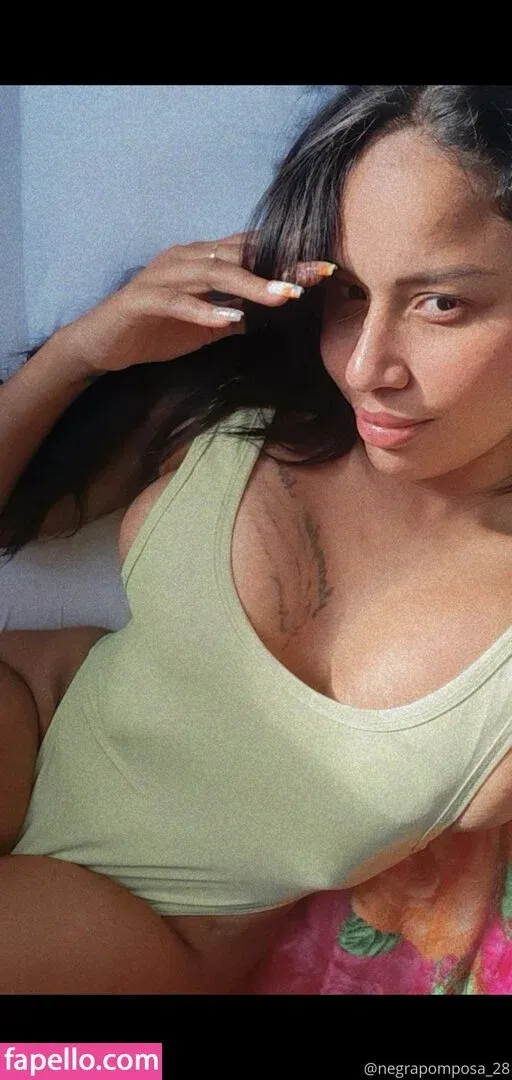 negrapomposa_30 Onlyfans Photo Gallery 