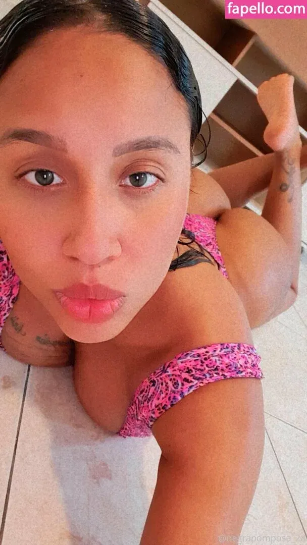 negrapomposa_30 Onlyfans Photo Gallery 