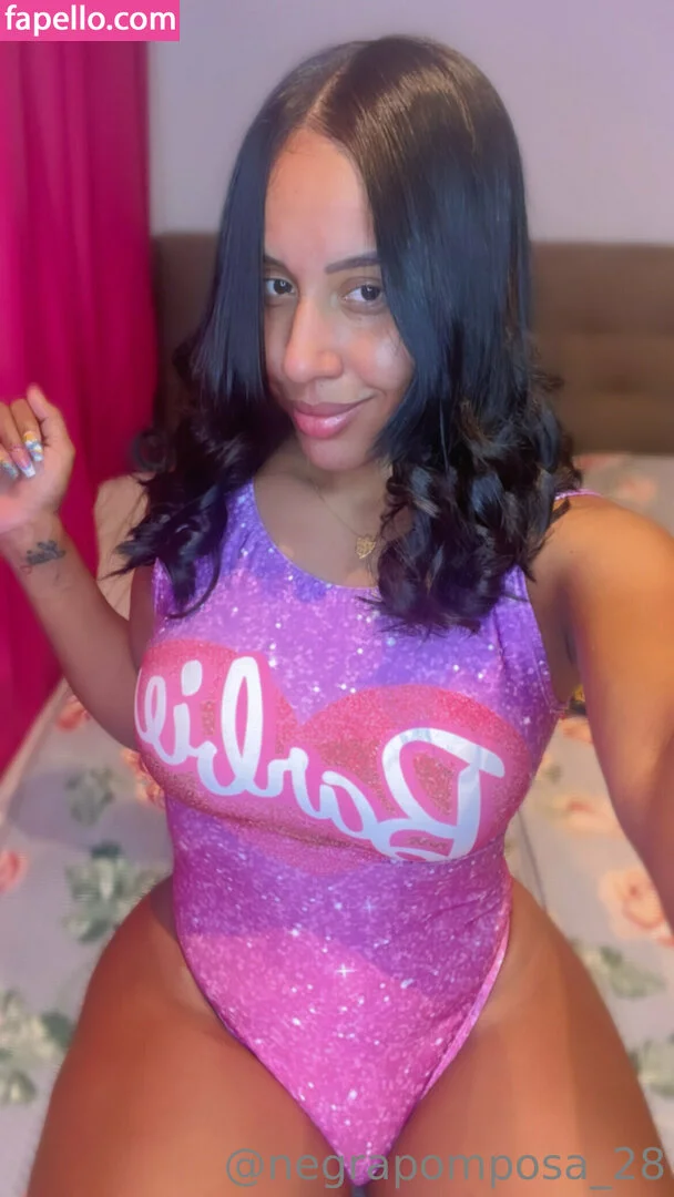 negrapomposa_30 Onlyfans Photo Gallery 