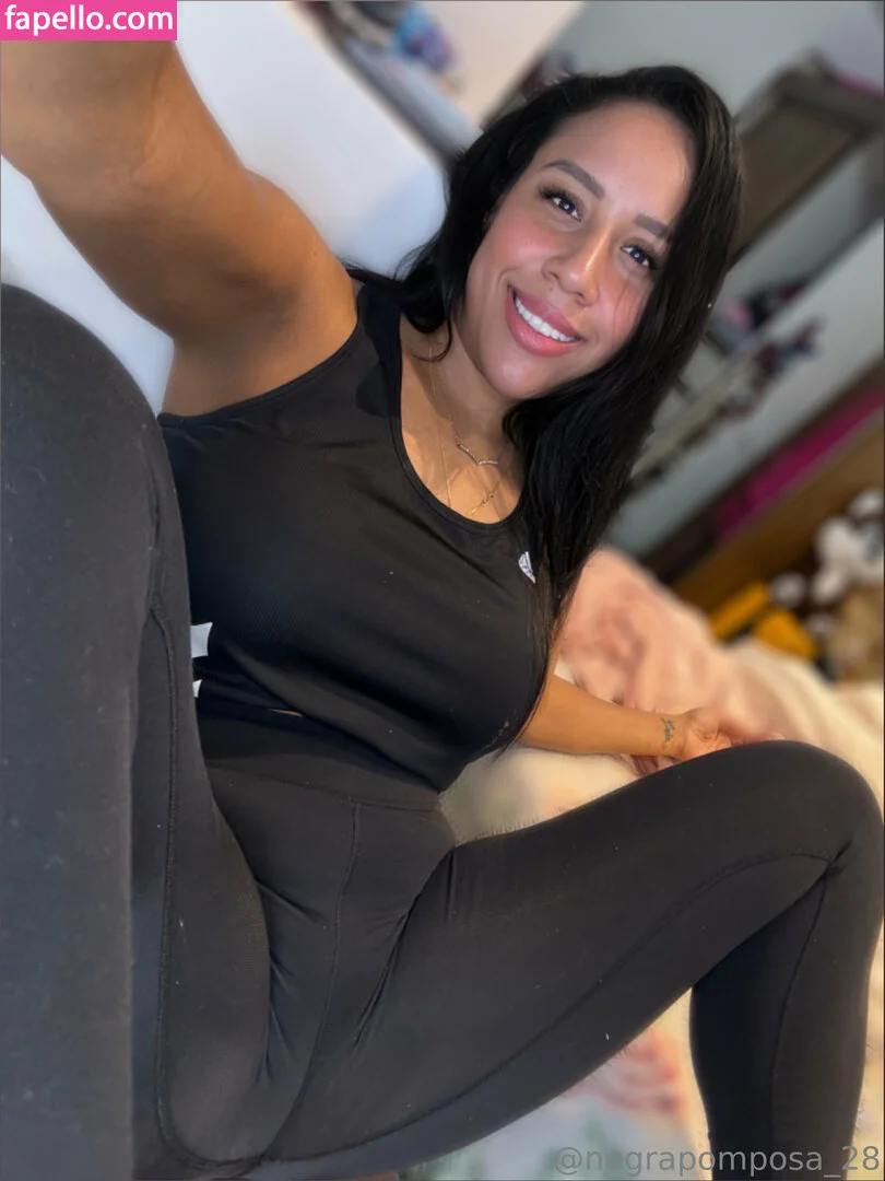 negrapomposa_30 Onlyfans Photo Gallery 