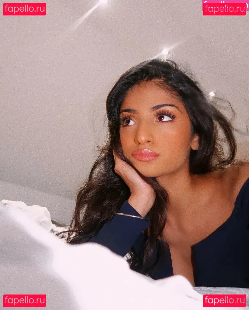 Kim Kaur Mann Onlyfans Photo Gallery 