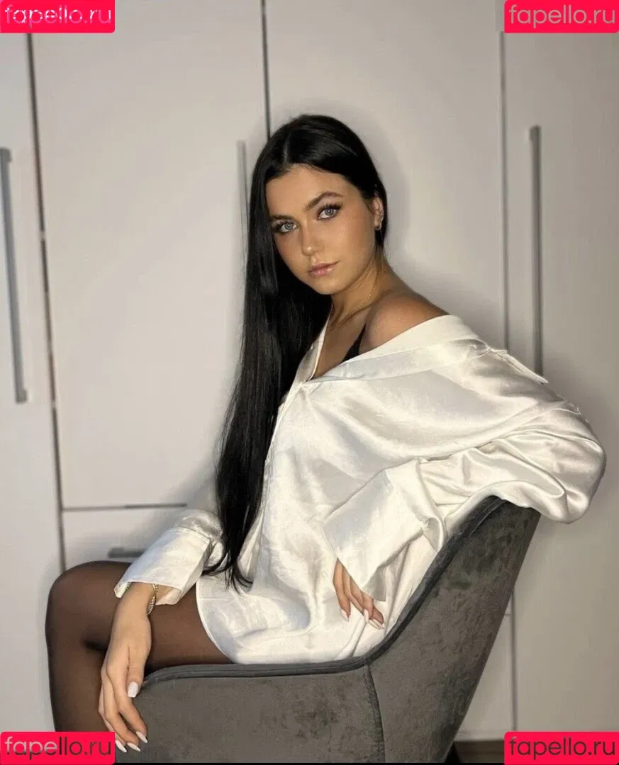 Carina Cute Onlyfans Photo Gallery 