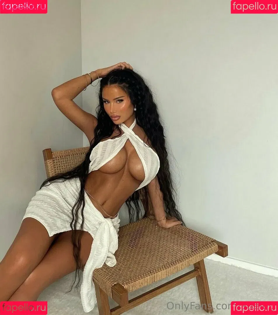 Adeleg Onlyfans Photo Gallery 
