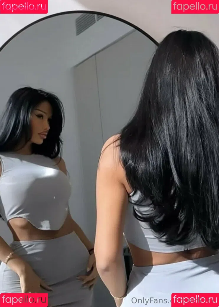 Adeleg Onlyfans Photo Gallery 