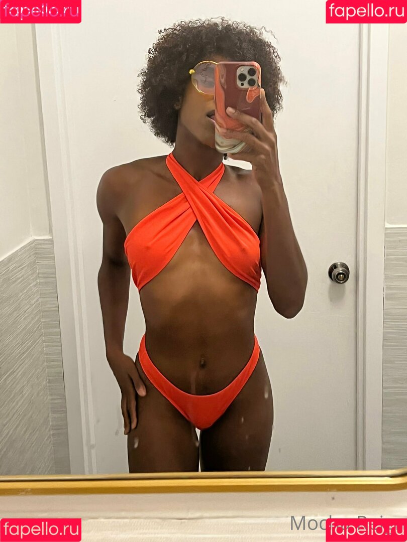 mochareignvip Onlyfans Photo Gallery 